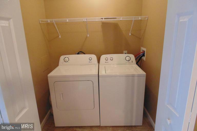 PLEASANT VIEW - Residential Lease