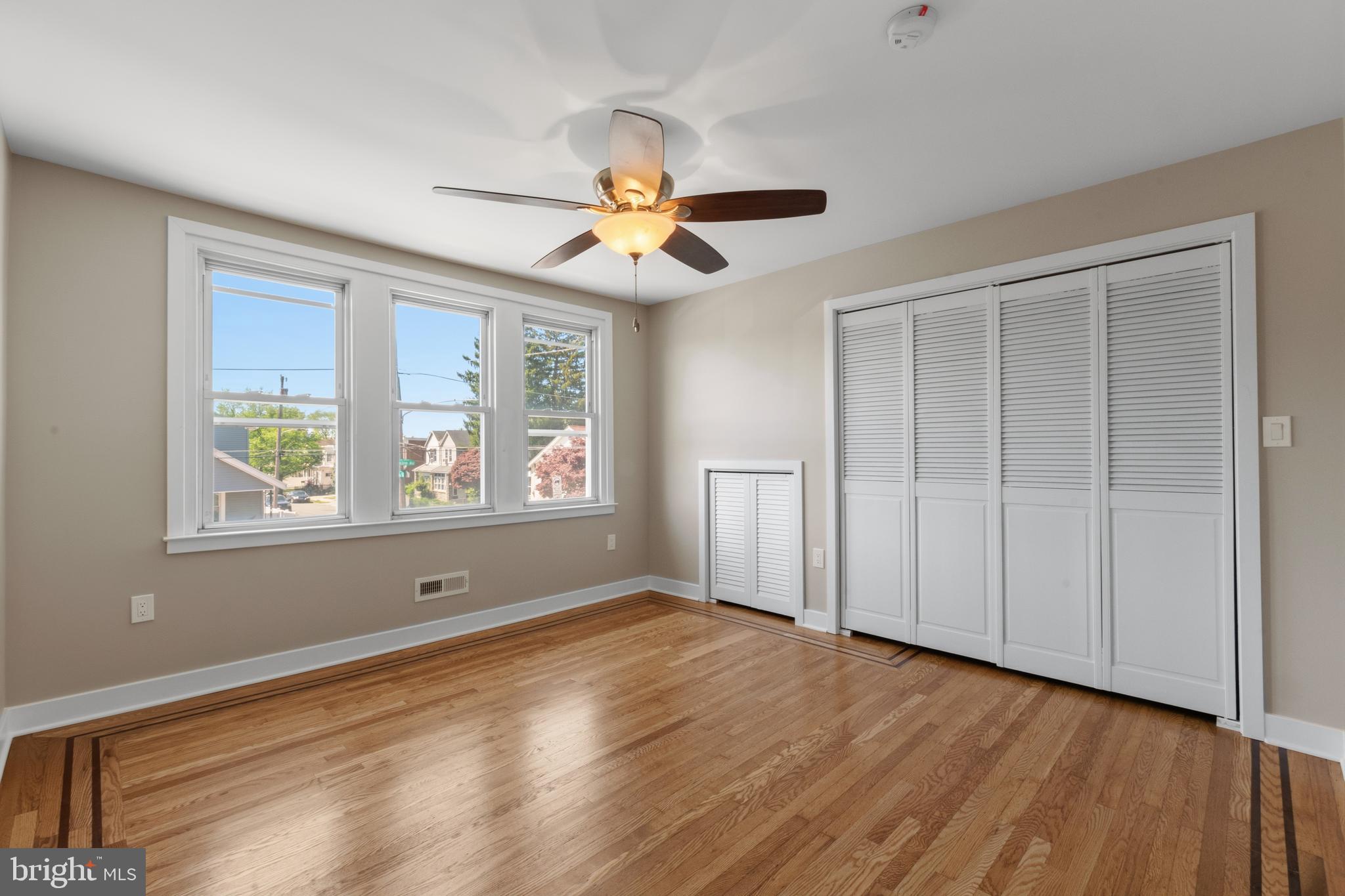 PHILADELPHIA (NORTHEAST) - Residential