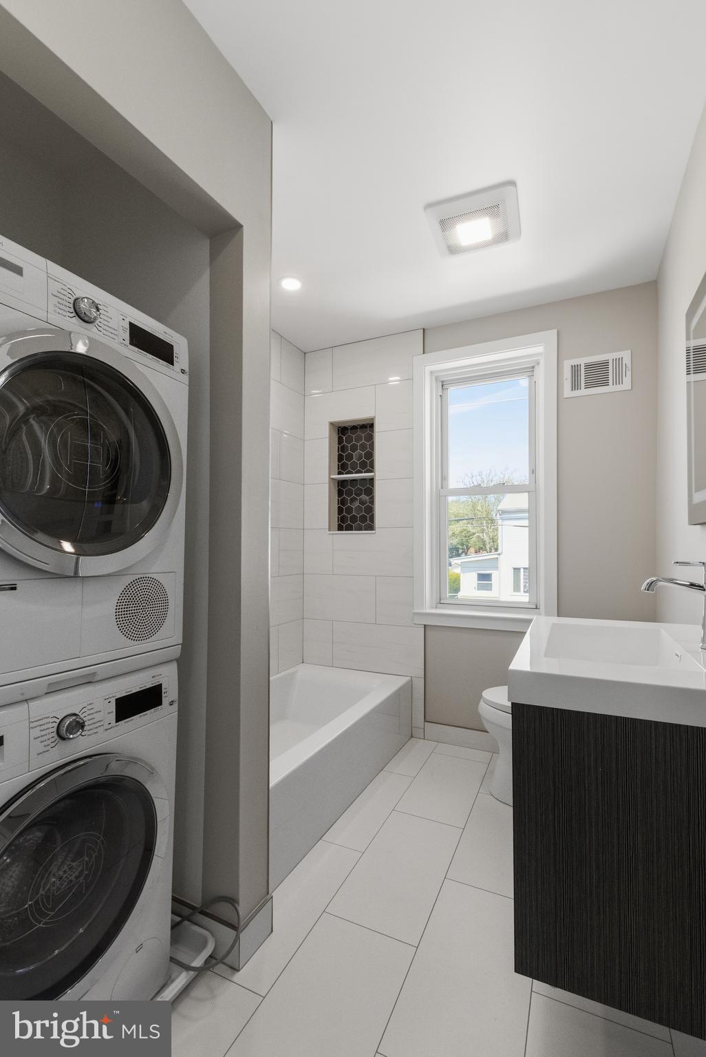 PHILADELPHIA (NORTHEAST) - Residential