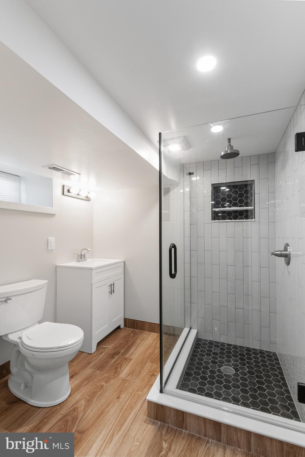 PHILADELPHIA (NORTHEAST) - Residential