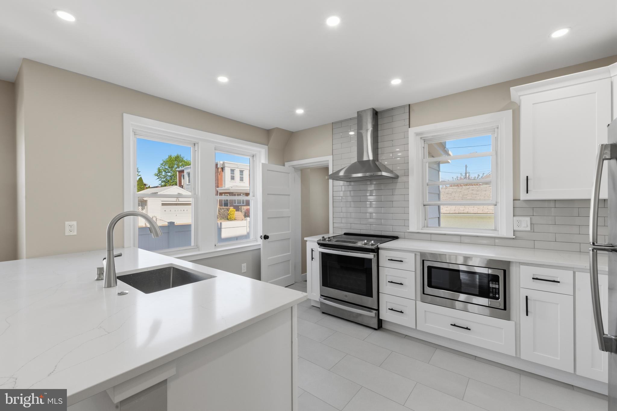 PHILADELPHIA (NORTHEAST) - Residential