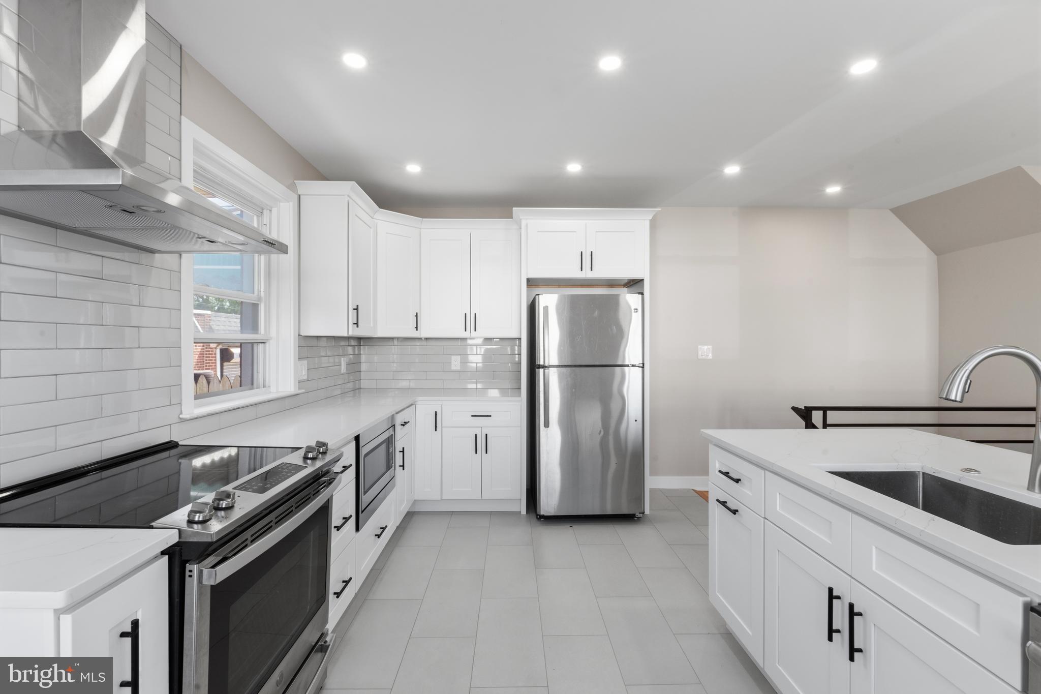 PHILADELPHIA (NORTHEAST) - Residential