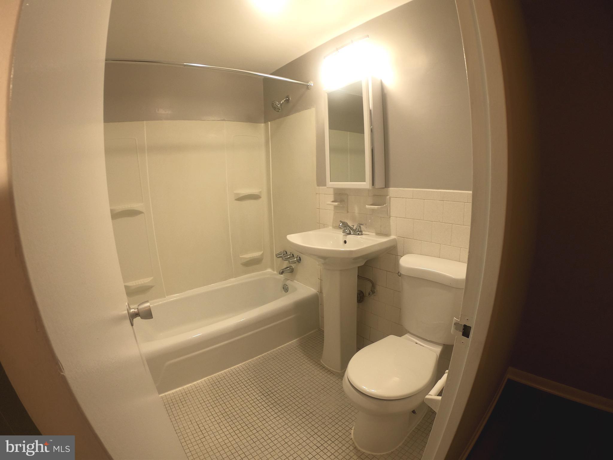 FORTY SIX HUNDRED - Residential Lease