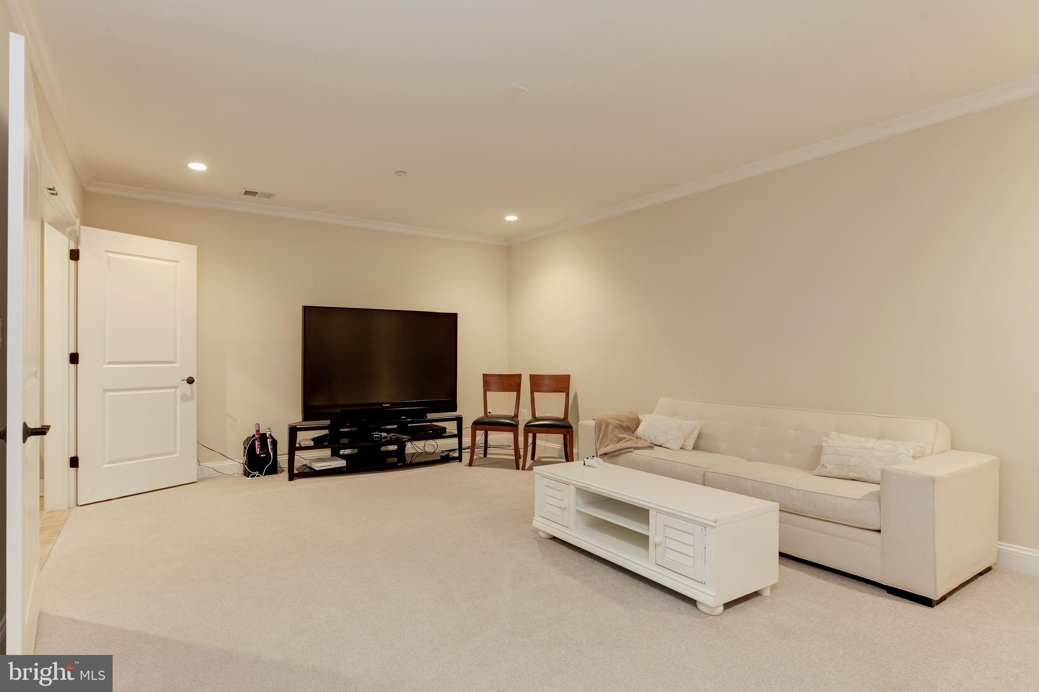 AVENEL - Residential