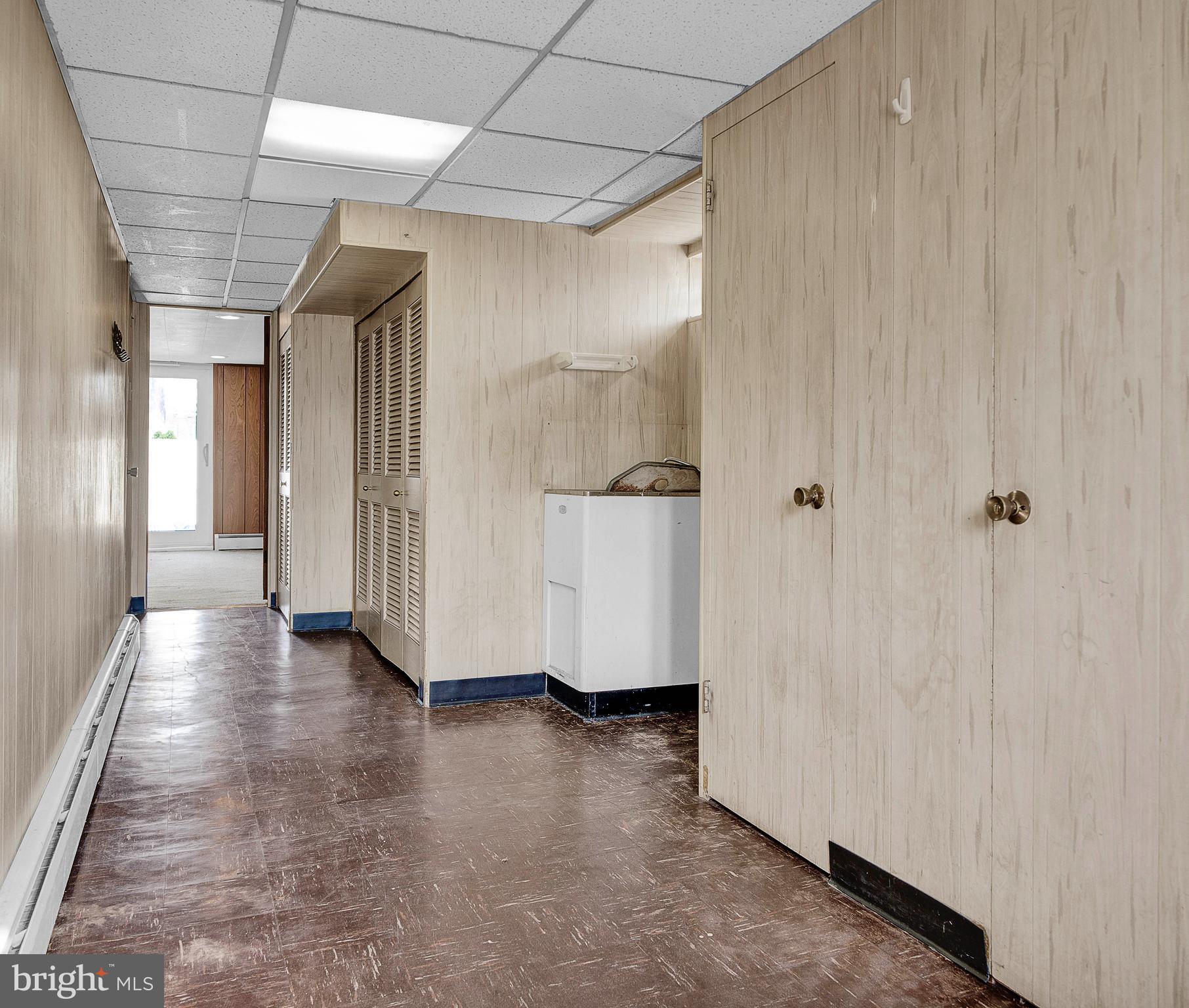 FOX CHASE - Residential