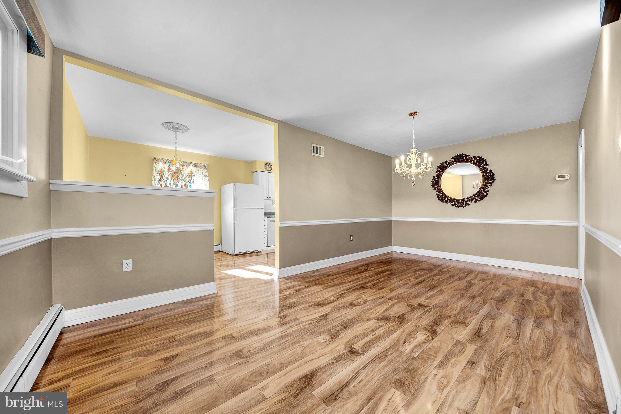 FOX CHASE - Residential