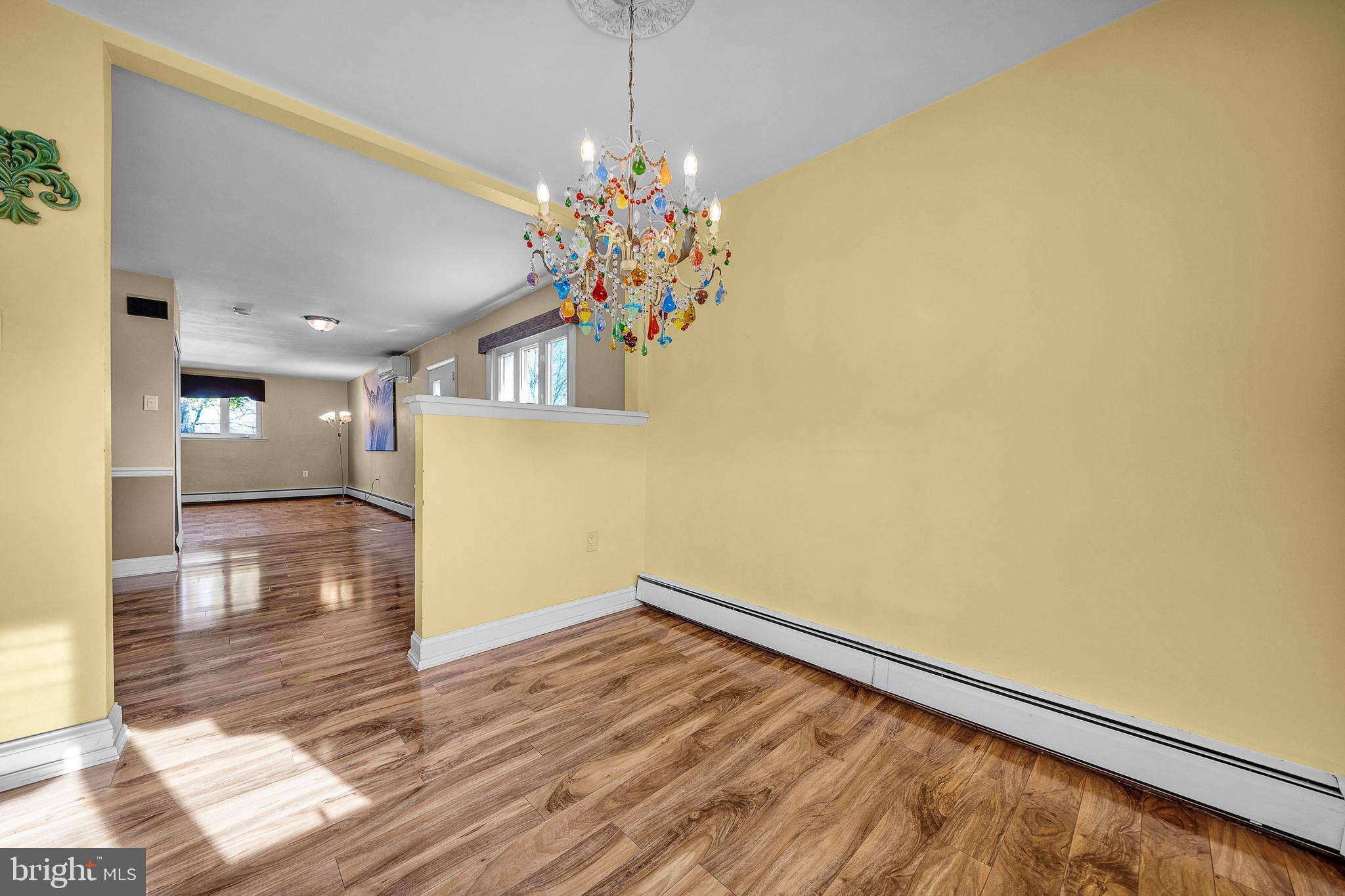 FOX CHASE - Residential