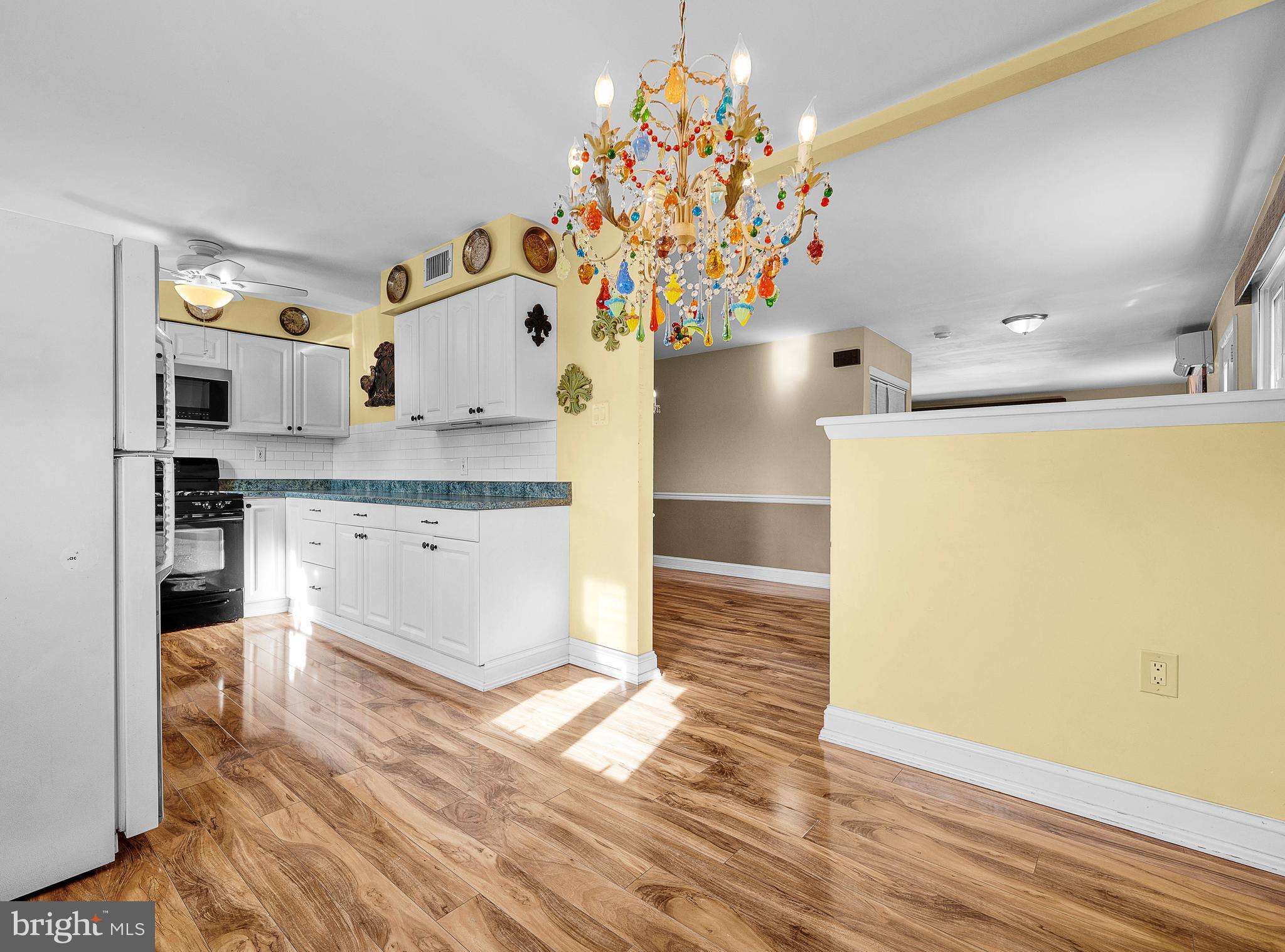 FOX CHASE - Residential