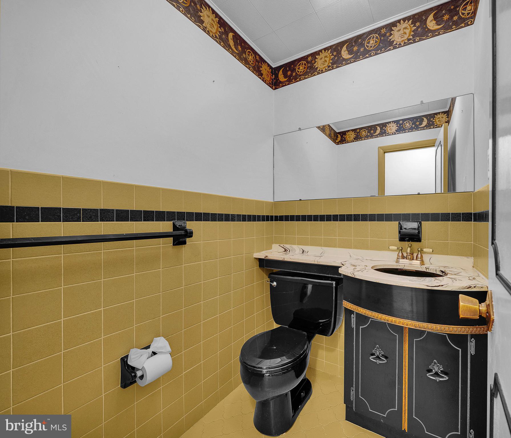 FOX CHASE - Residential