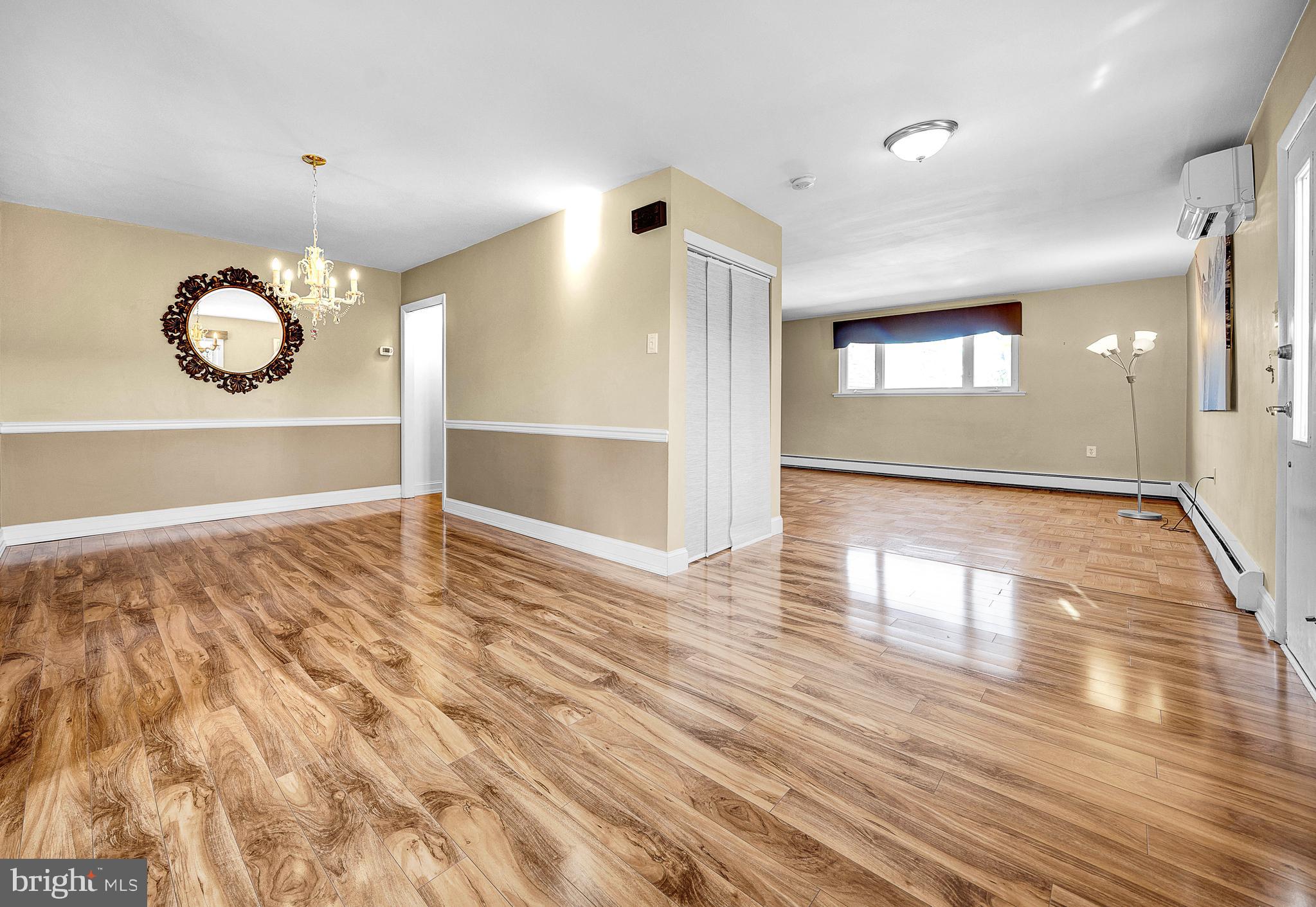 FOX CHASE - Residential