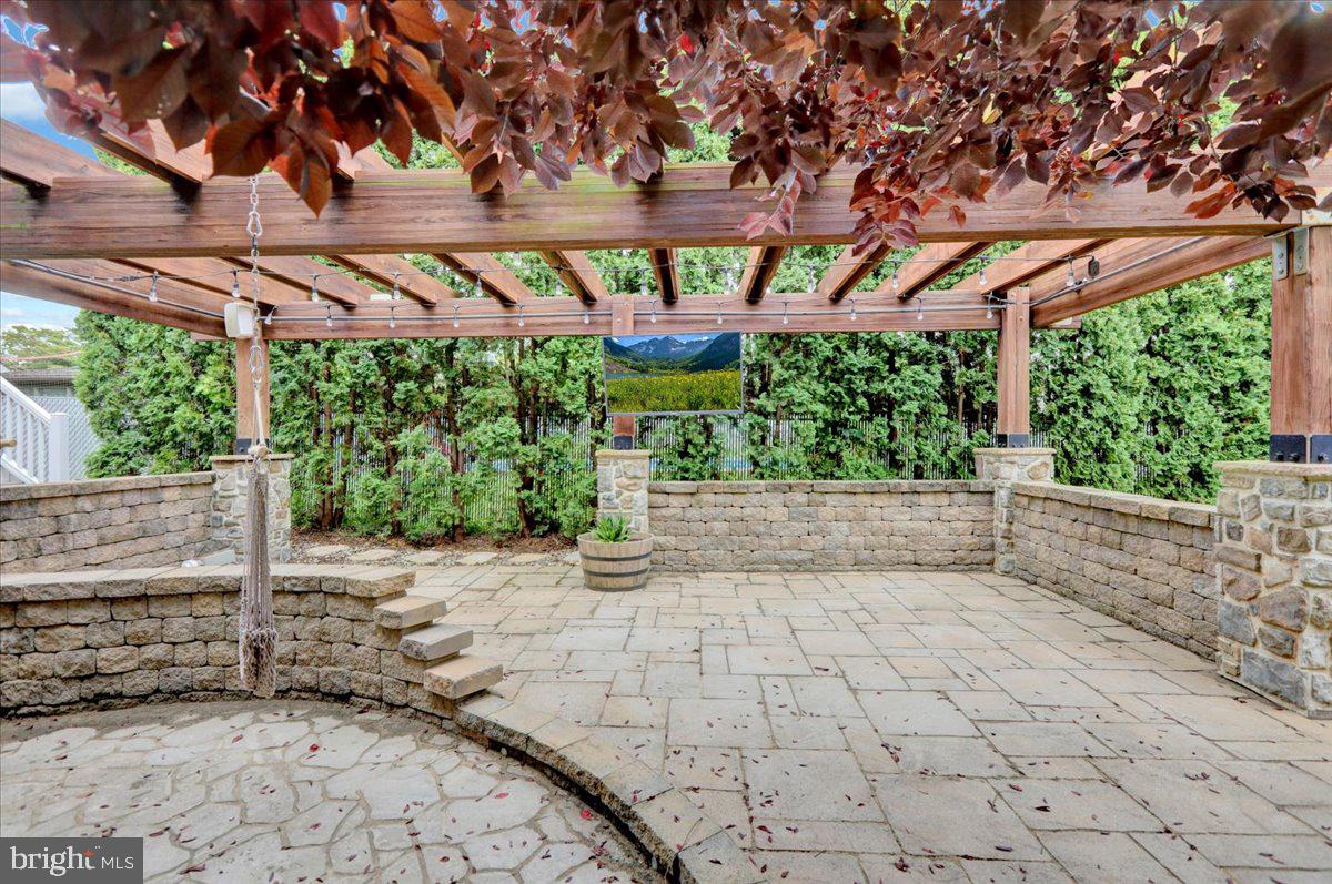 WEST WYOMISSING - Residential