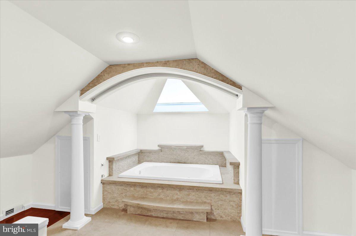 WEST WYOMISSING - Residential