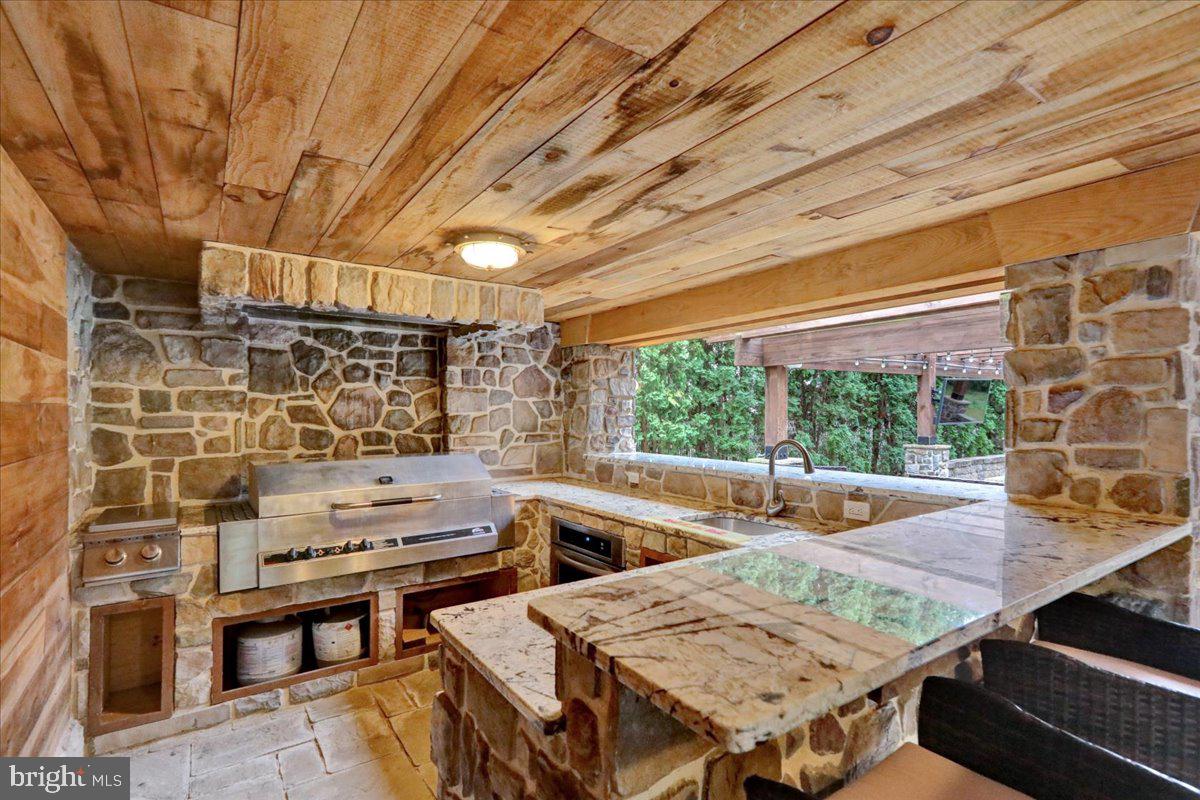 WEST WYOMISSING - Residential