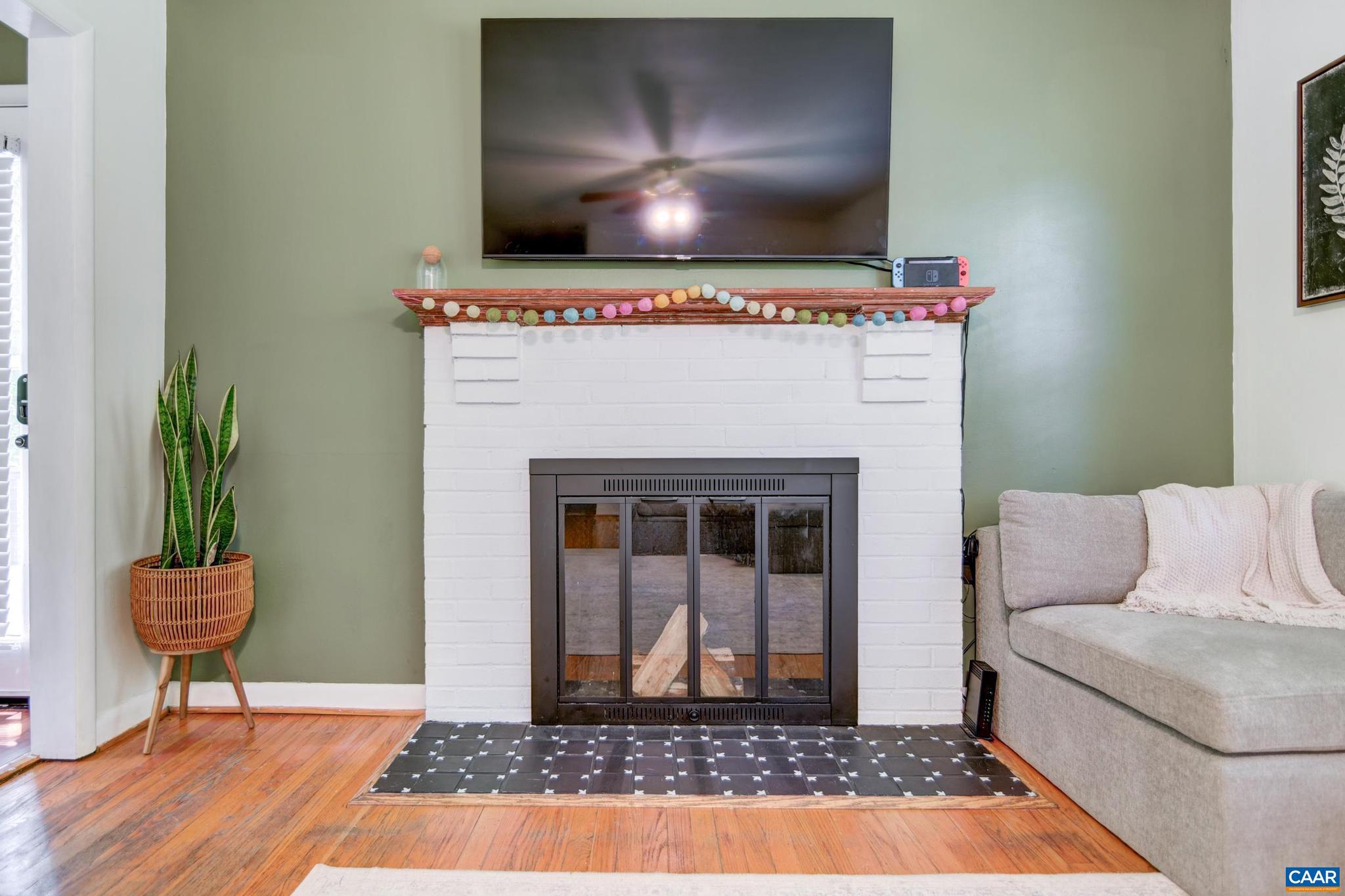 1026 OAKMONT CIR