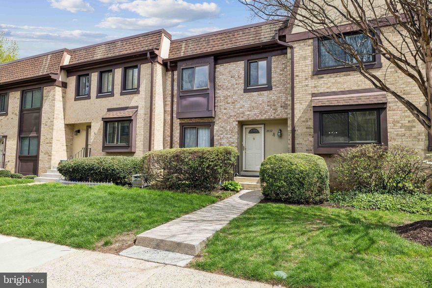 Fall in love with this sun-filled townhome offering three stylish levels! The finished lower level features a full bath, 4th bedroom or den, and a cozy rec room with exposed brick, beams, and French doors to a lush, private patio. Enjoy an open dining/family space, and full baths. All just minutes from Metro, I-66, 123, 495 & 50—with community tennis courts and a pool!

Move In Fee $150

Pet- Case by case basis. Pet Deposit- Non Refundable $500