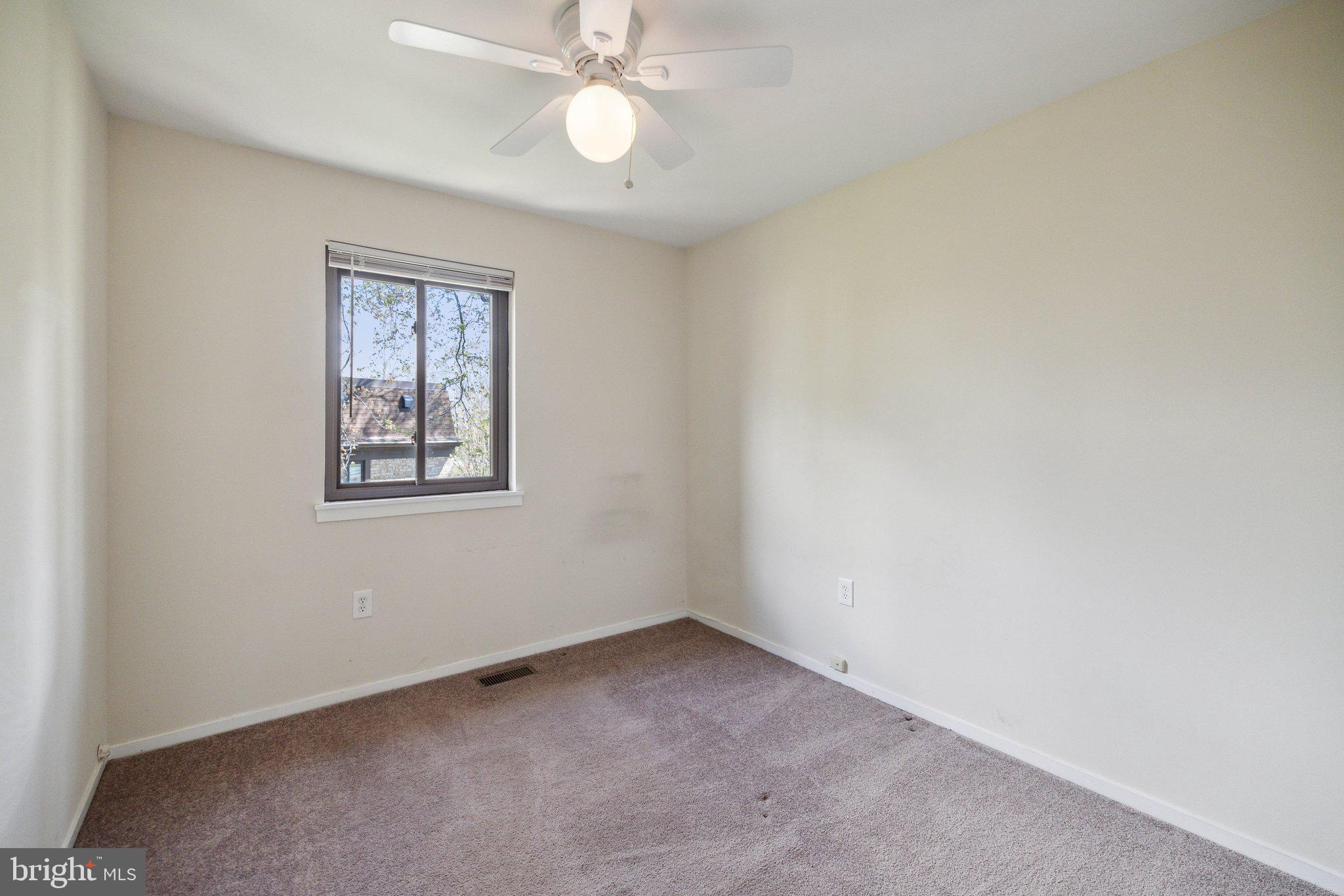 TREEBROOKE CONDOMINIUM - Residential Lease