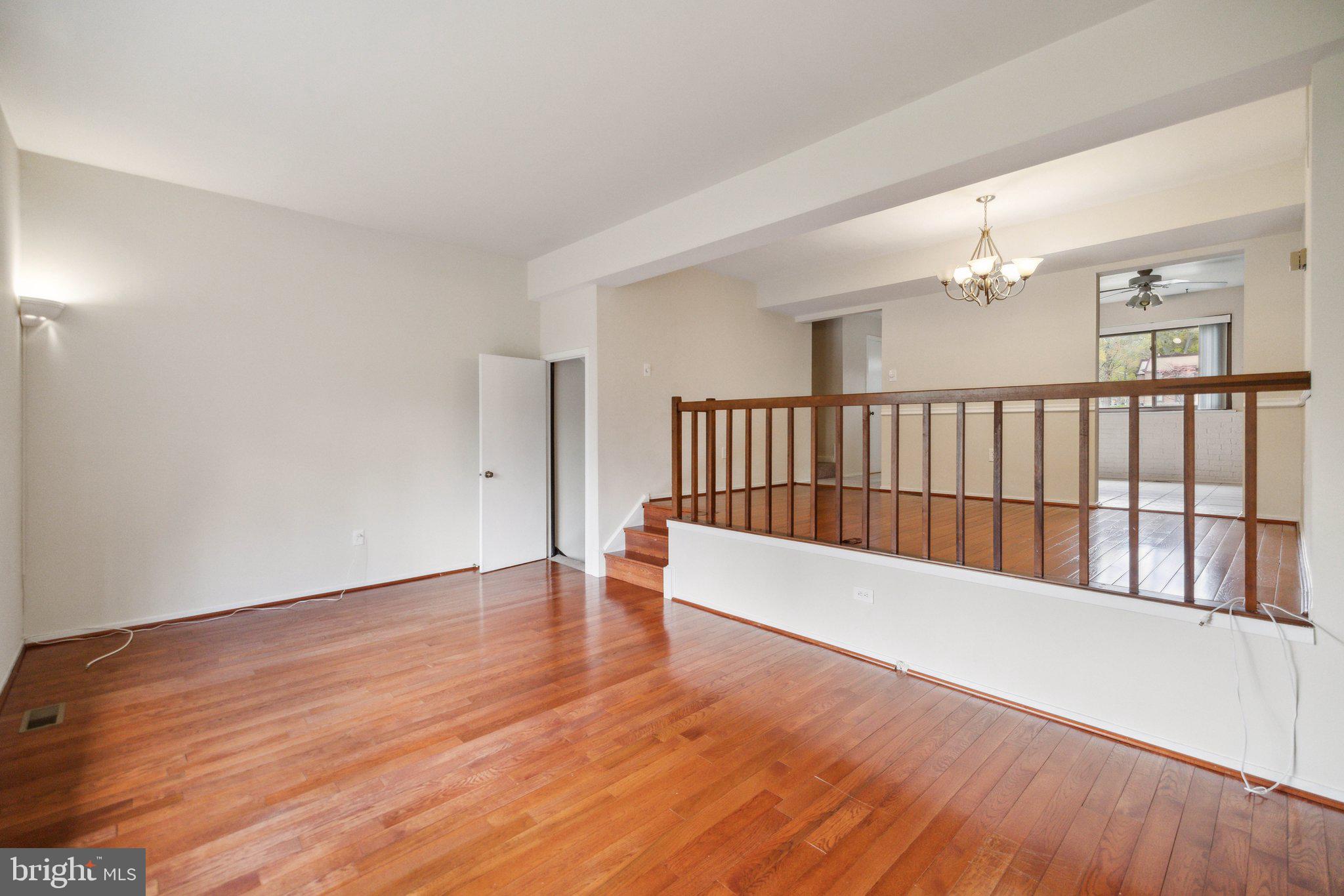 TREEBROOKE CONDOMINIUM - Residential Lease