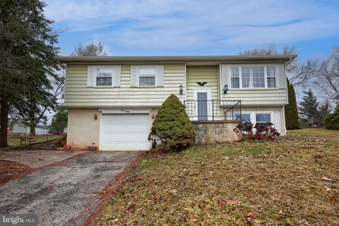 390 LINCOLNWAY DRIVE YORK PA 17408