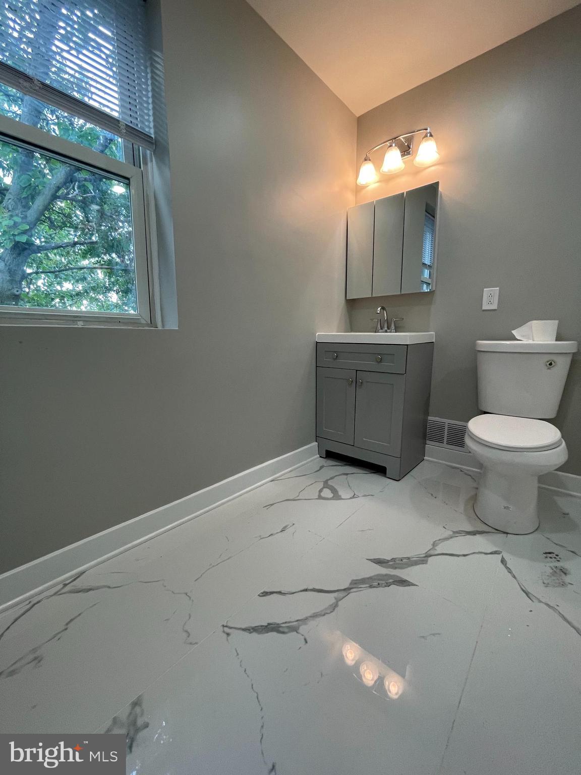 STRAWBERRY MANSION - Residential