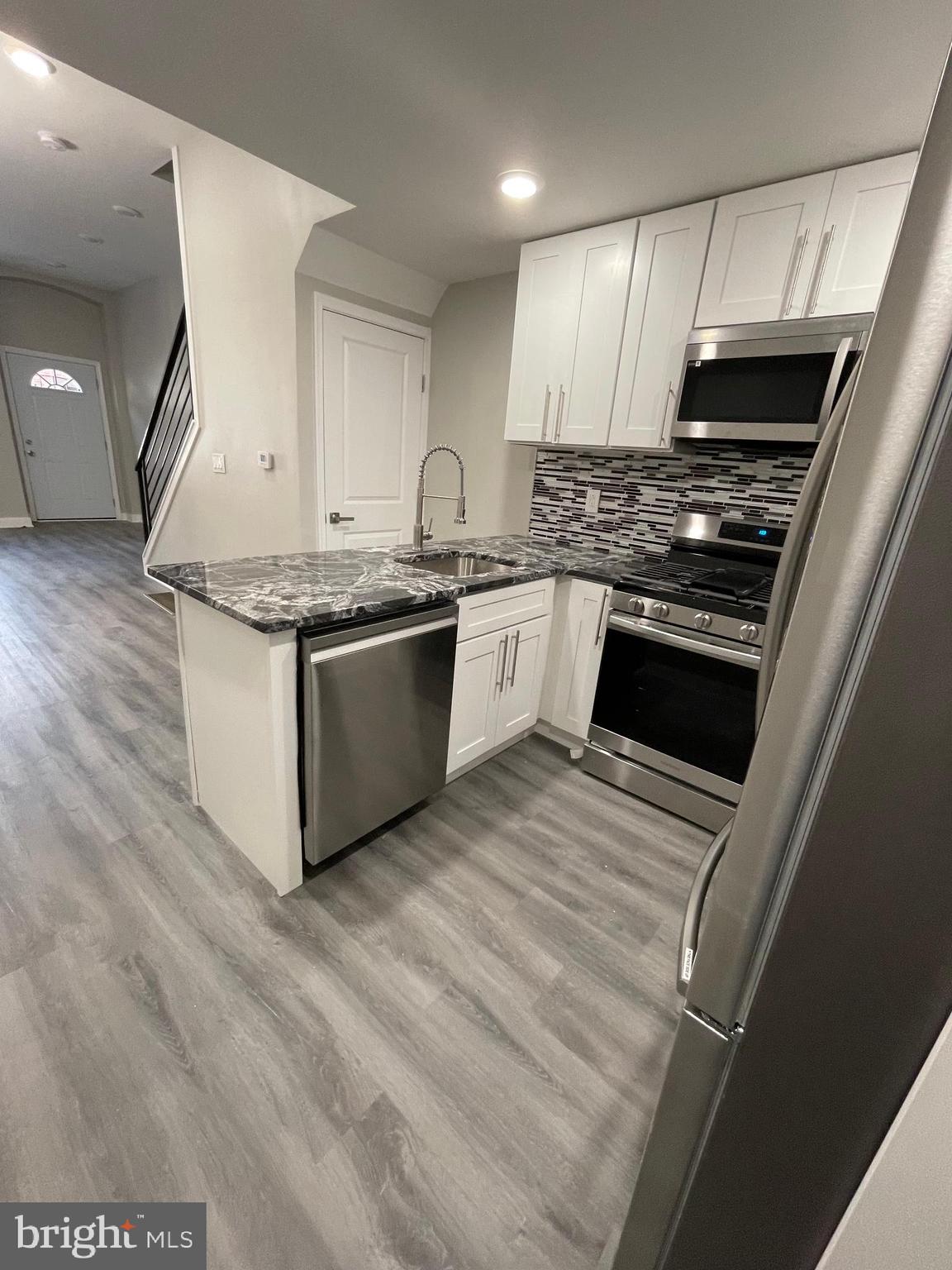 STRAWBERRY MANSION - Residential