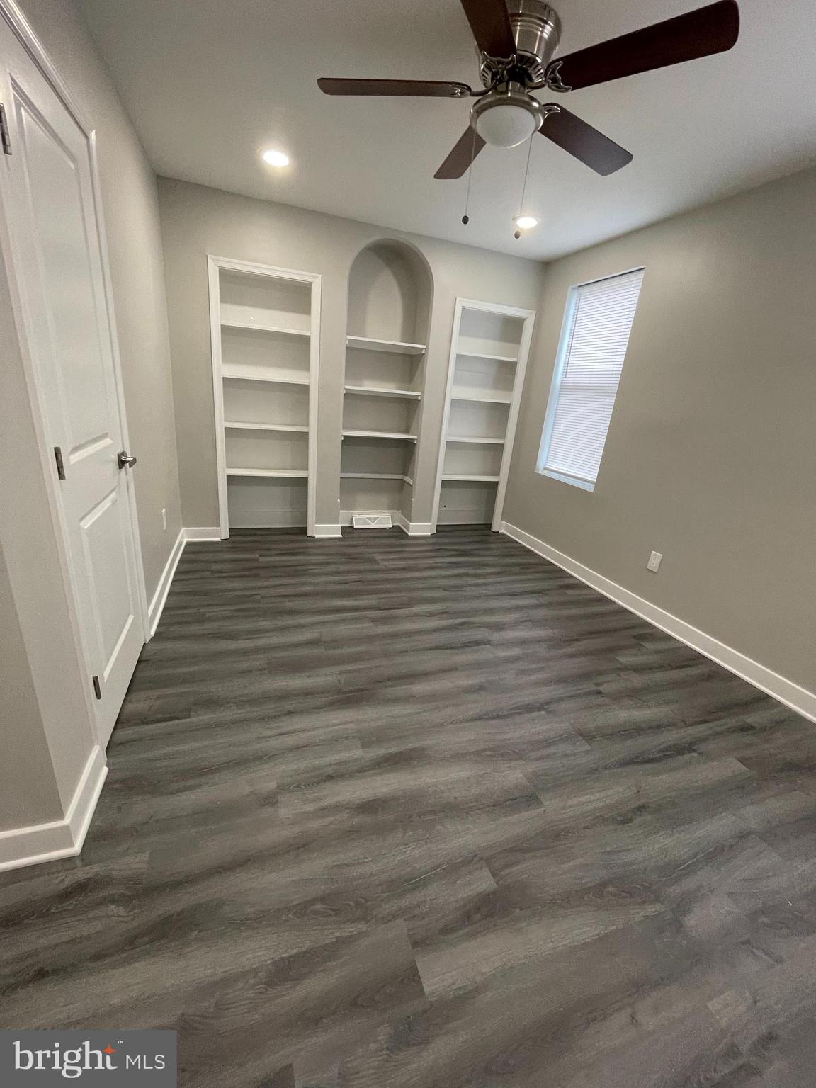 STRAWBERRY MANSION - Residential