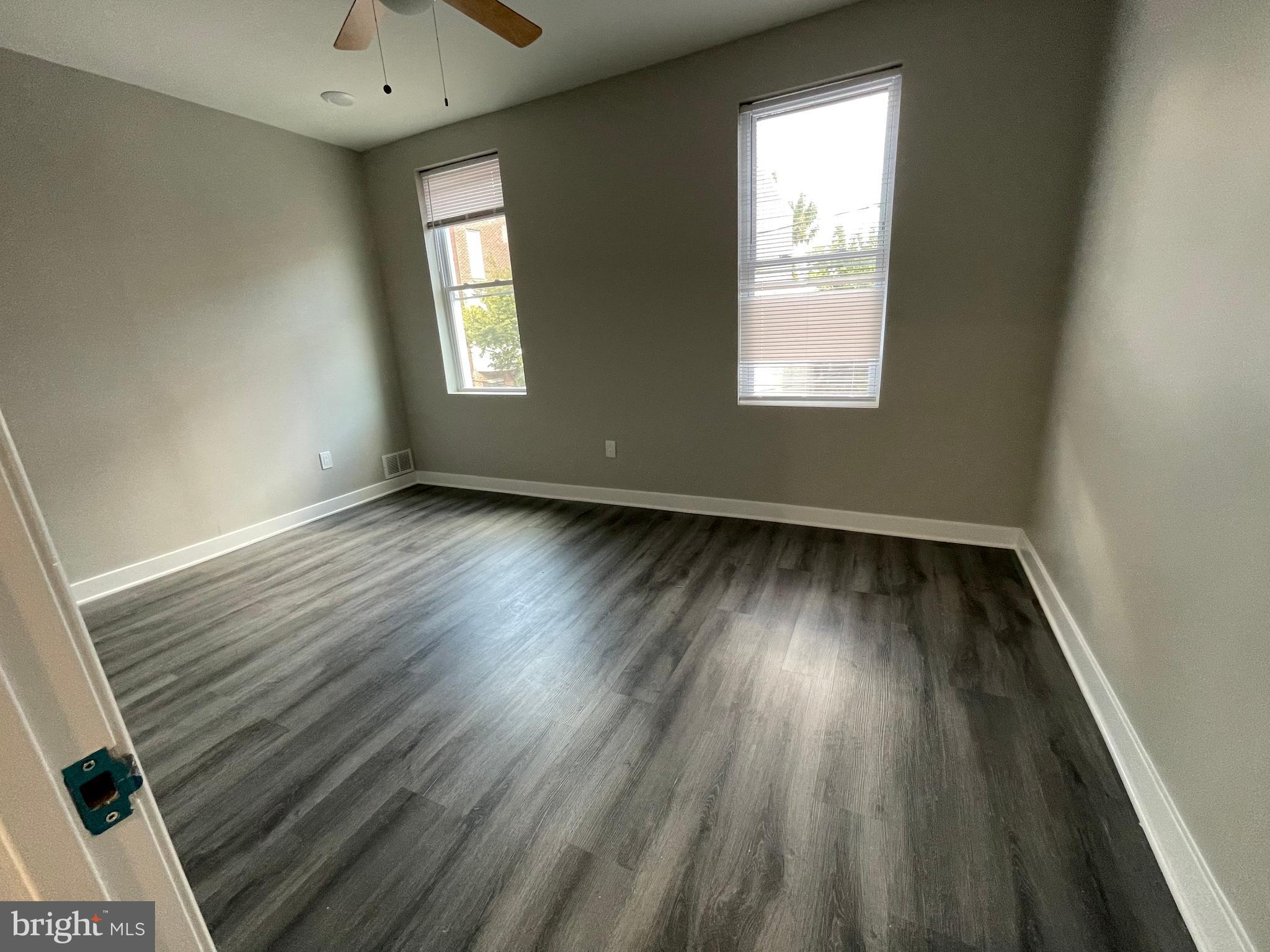 STRAWBERRY MANSION - Residential