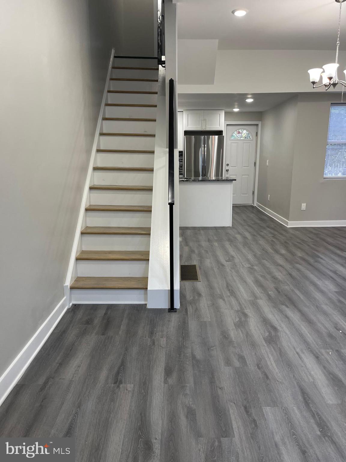 STRAWBERRY MANSION - Residential