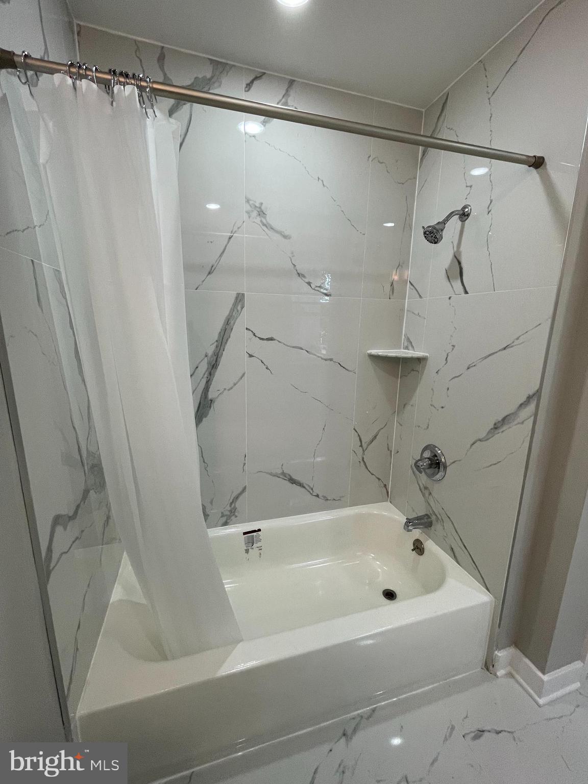 STRAWBERRY MANSION - Residential