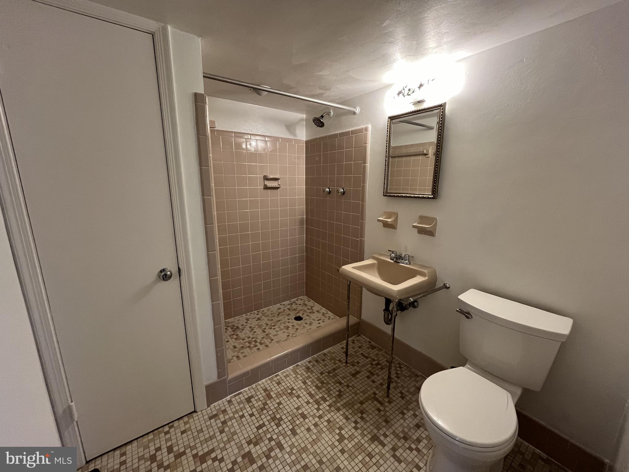 EVERMAY - Residential Lease