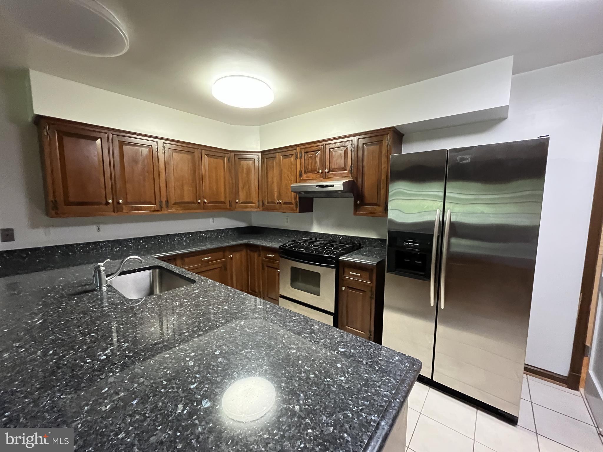 EVERMAY - Residential Lease