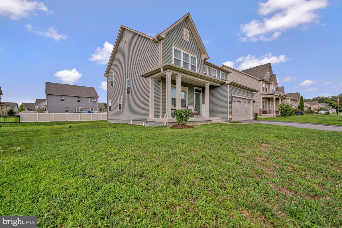 8868 BANCROFT DRIVE