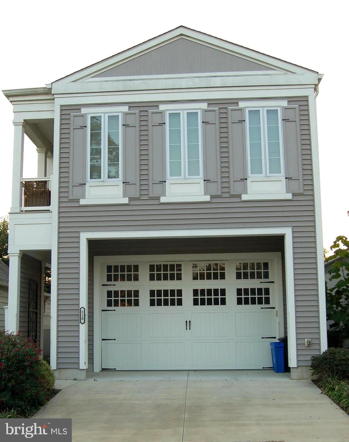 520 YOUNG STREET