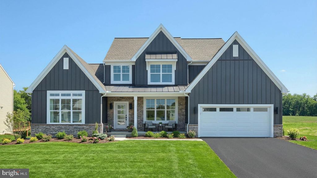 Photo of 733 Sunset Boulevard, ANNVILLE, PA 17003 (MLS # PALN2022534)