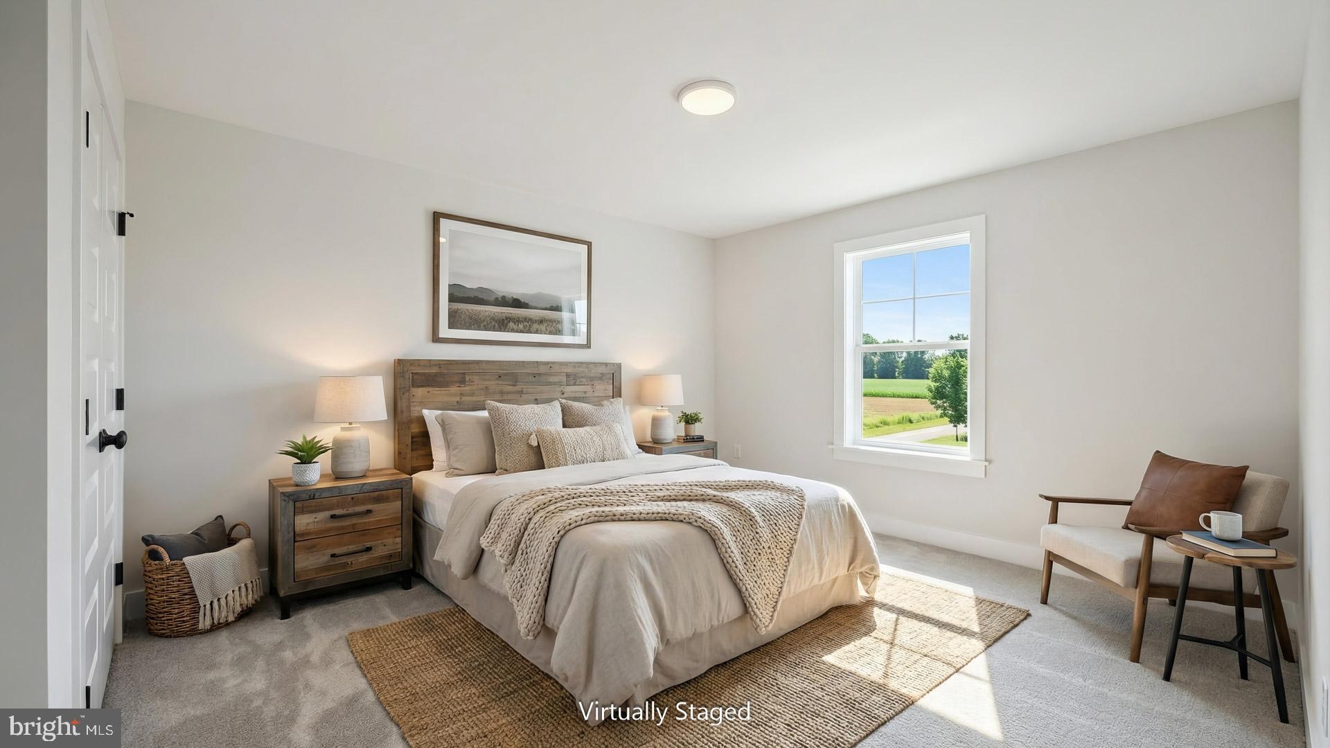 SUMMER LAYNE - Residential