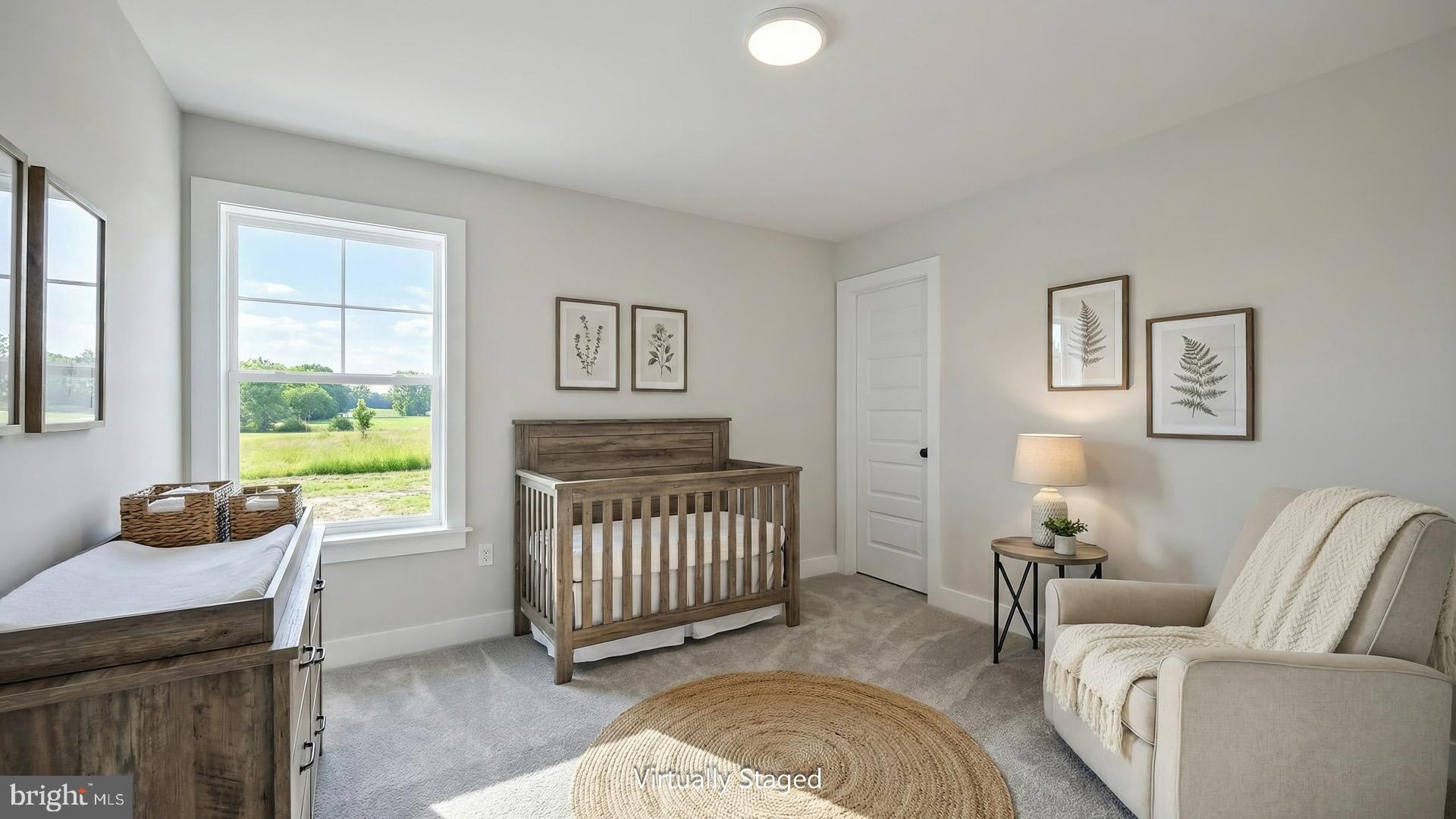 SUMMER LAYNE - Residential