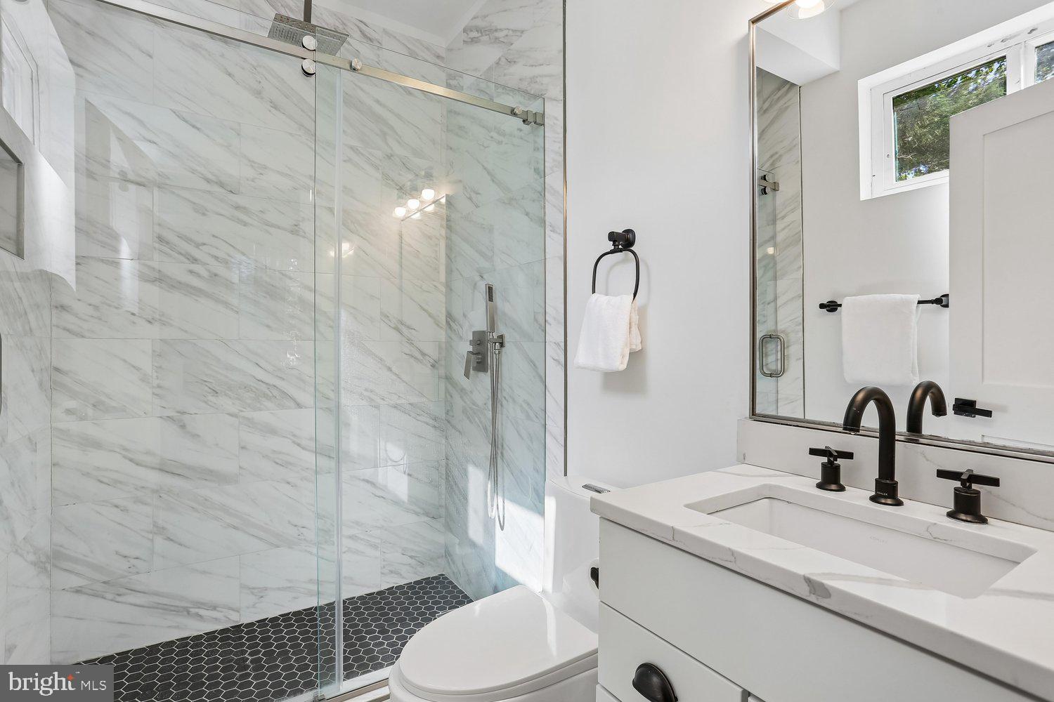 POTOMAC VILLAGE - Residential