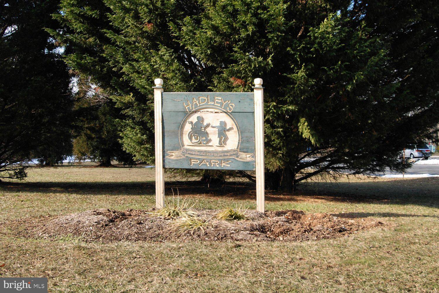 POTOMAC VILLAGE - Residential