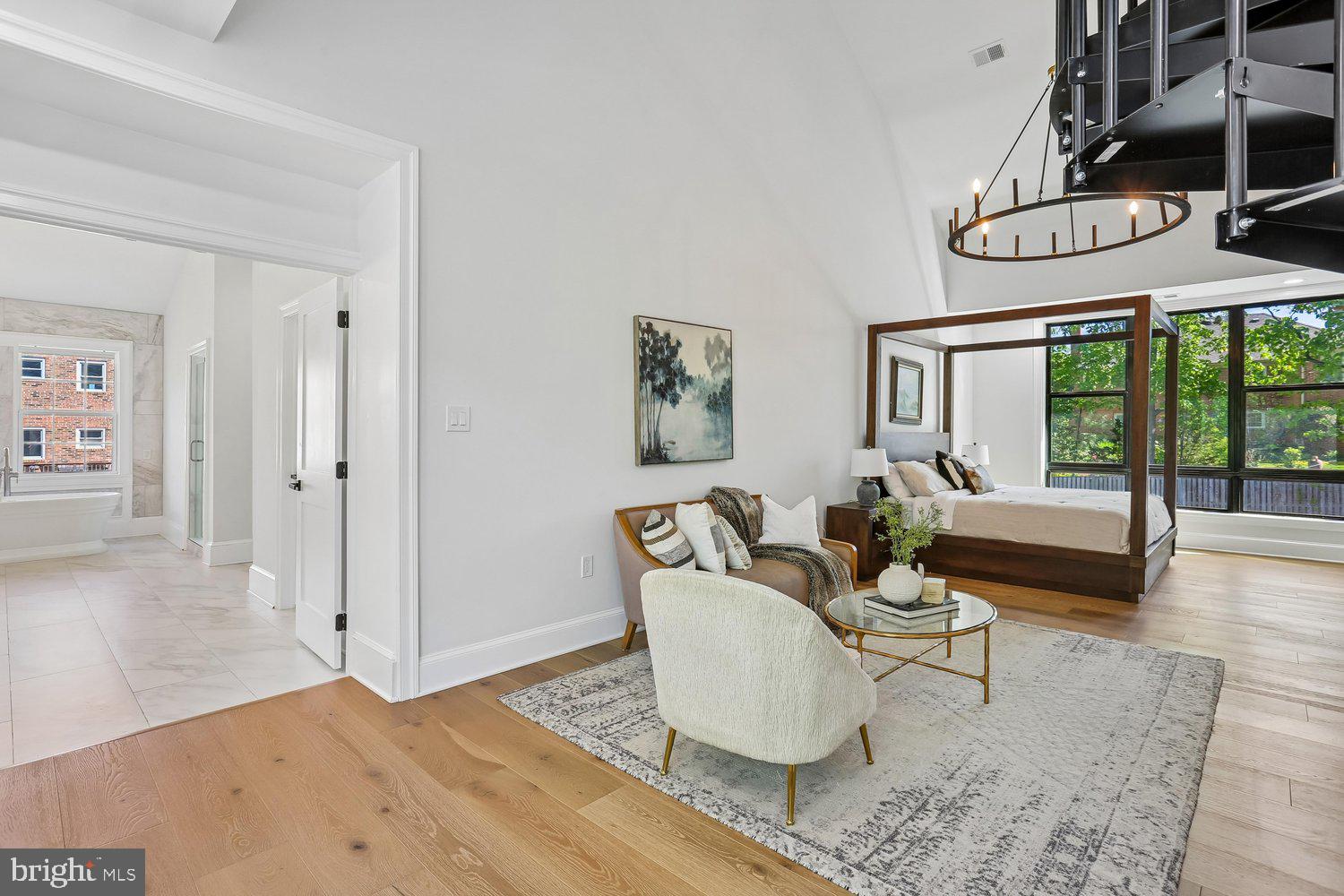 POTOMAC VILLAGE - Residential