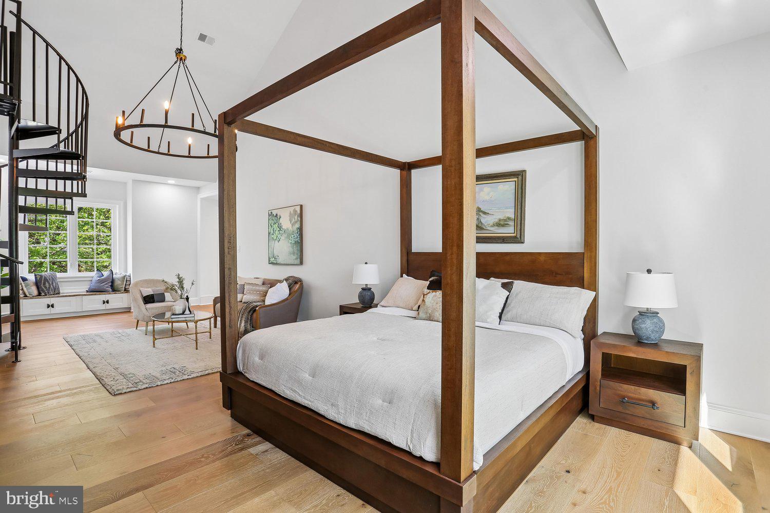 POTOMAC VILLAGE - Residential