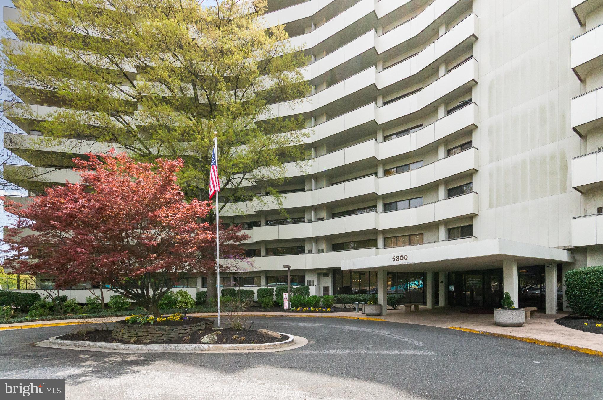 COLUMBIA FOREST - Residential Lease