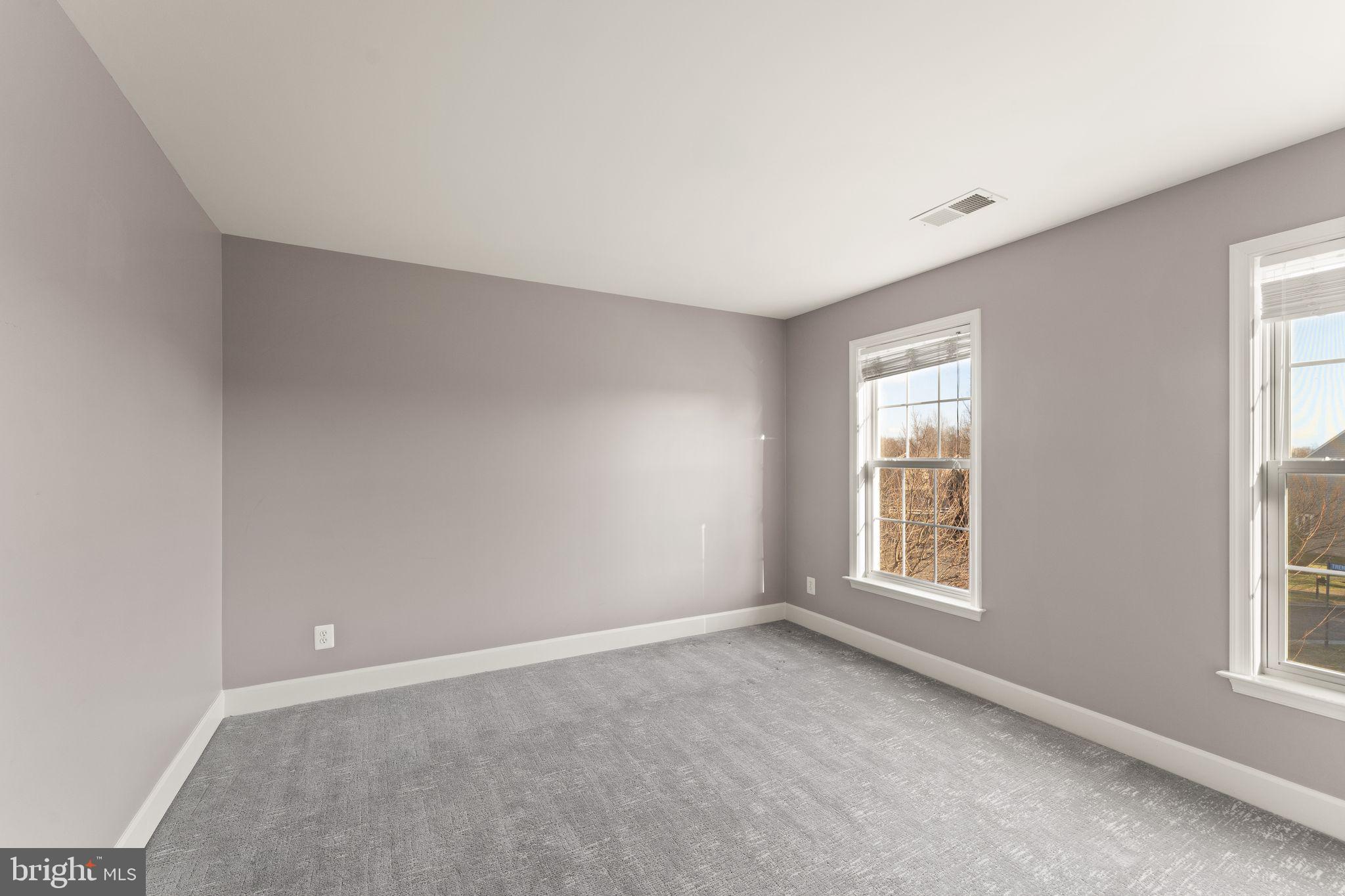 RED CEDAR - Residential