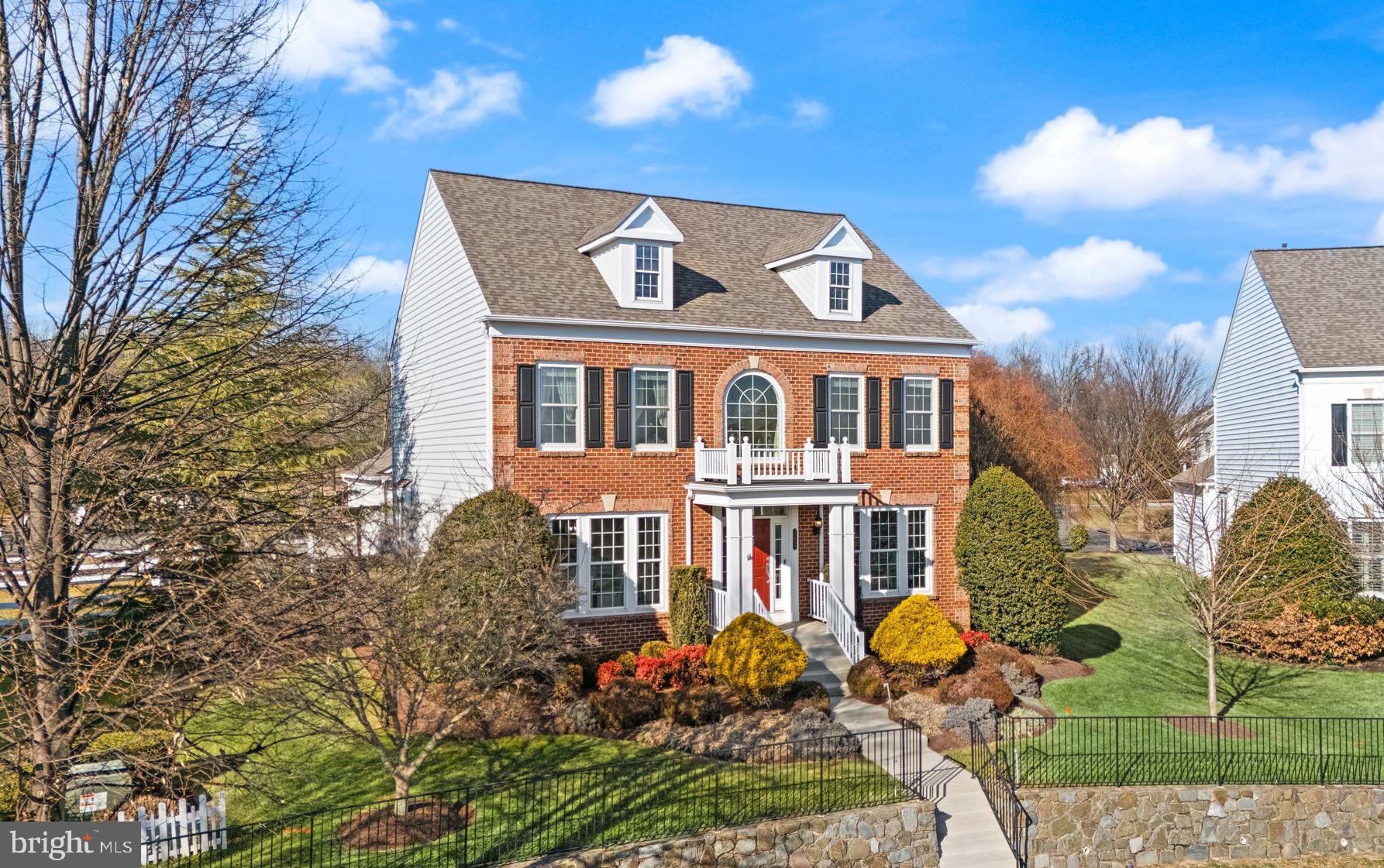 RED CEDAR - Residential