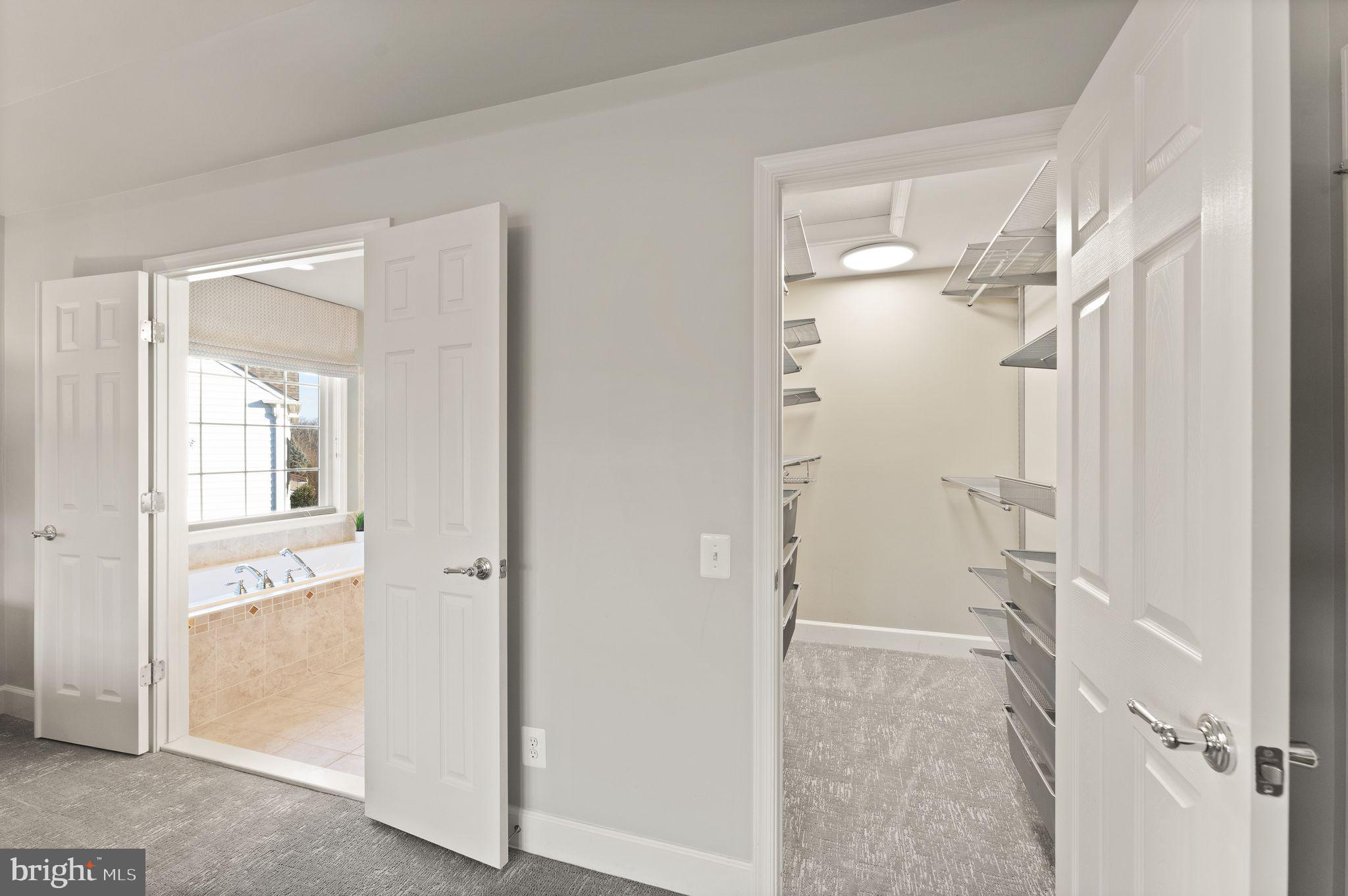 RED CEDAR - Residential