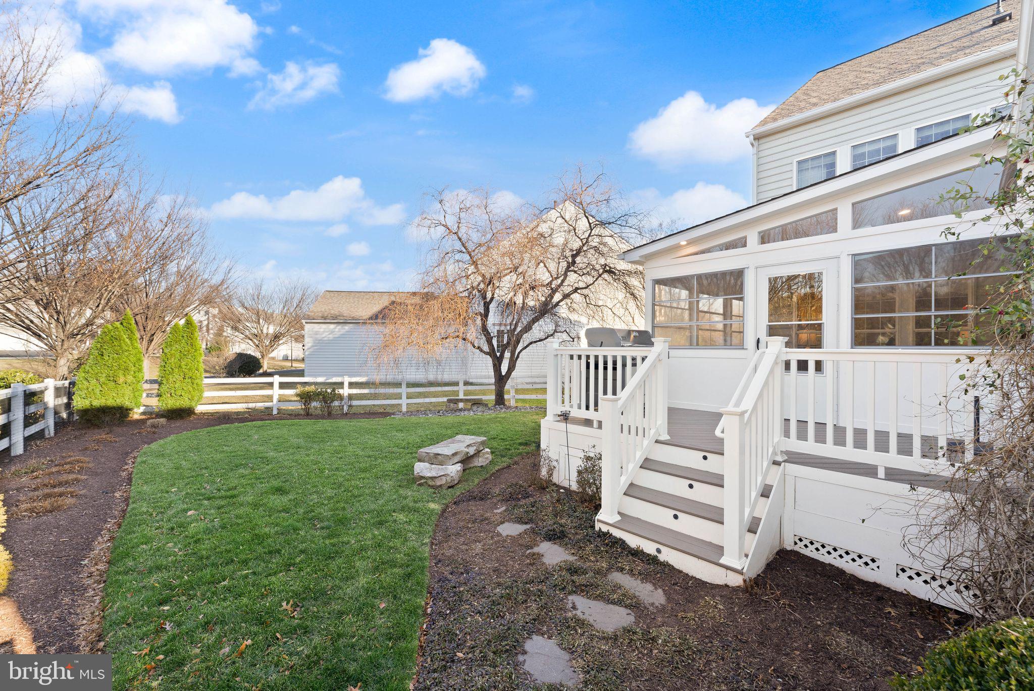 RED CEDAR - Residential