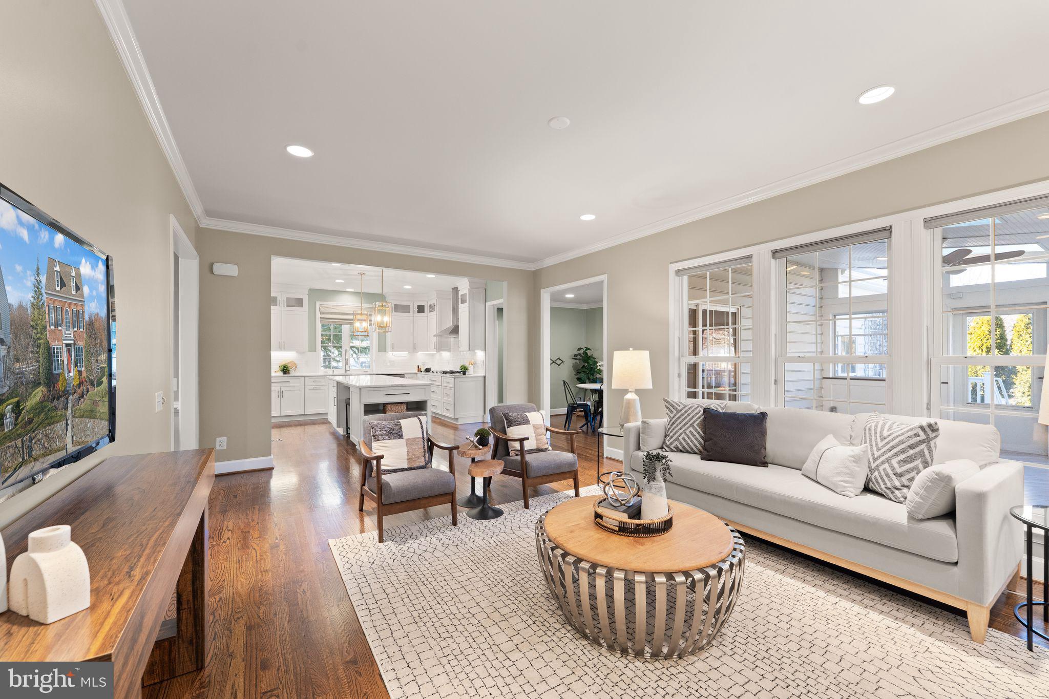 RED CEDAR - Residential