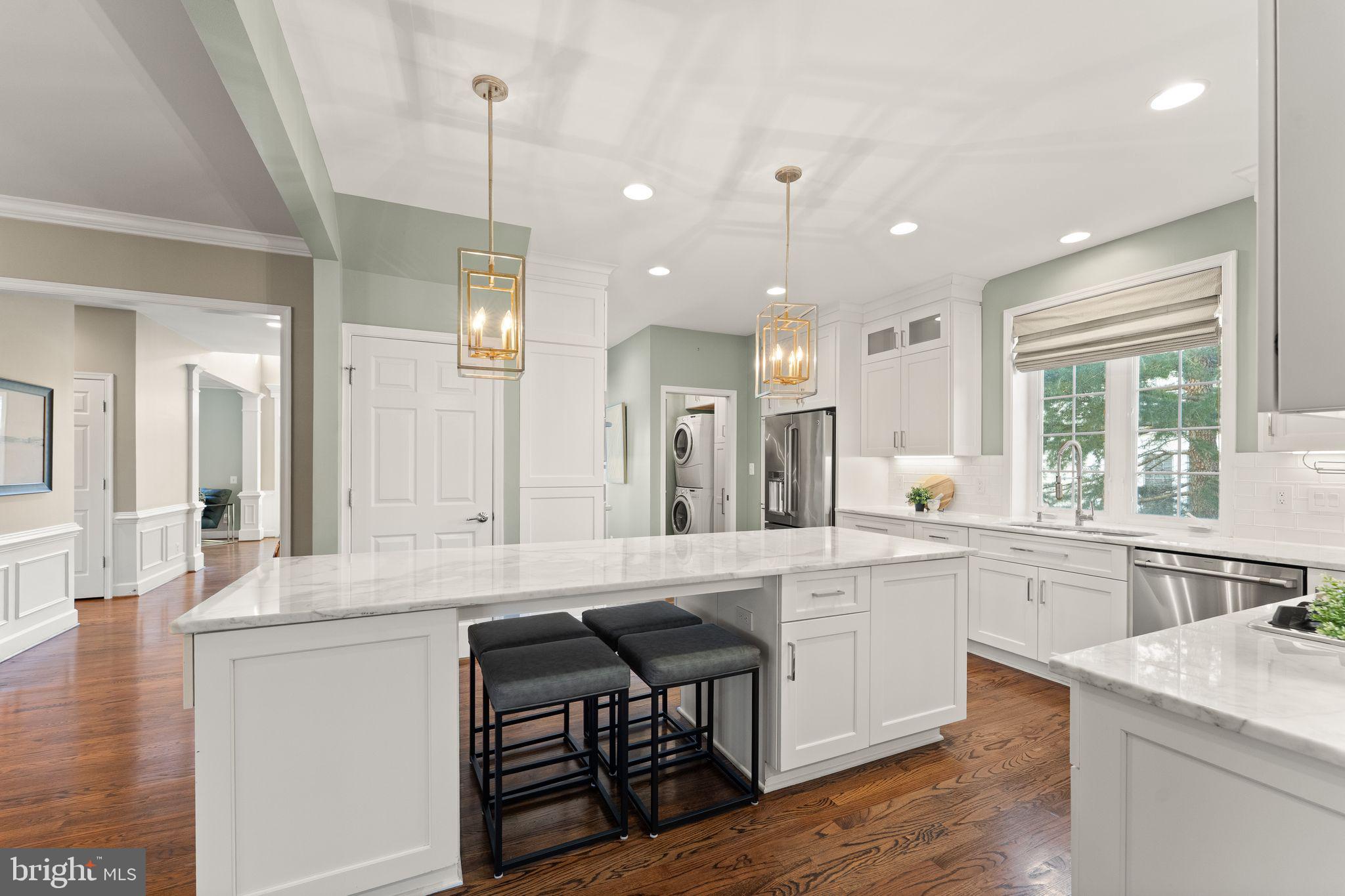 RED CEDAR - Residential