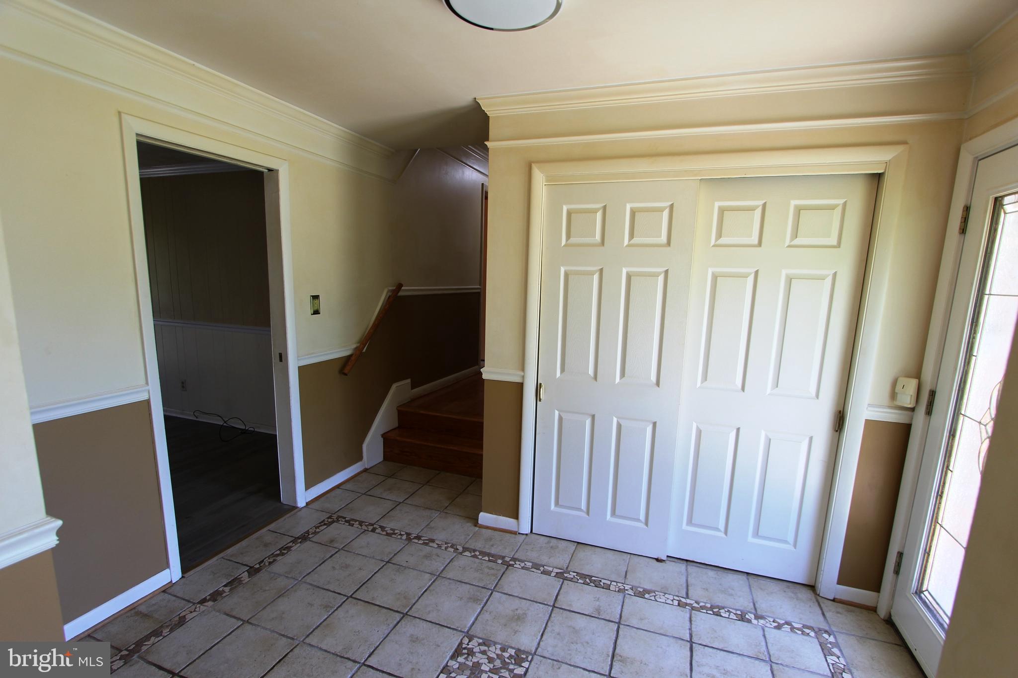 4035 RAVINE DRIVE