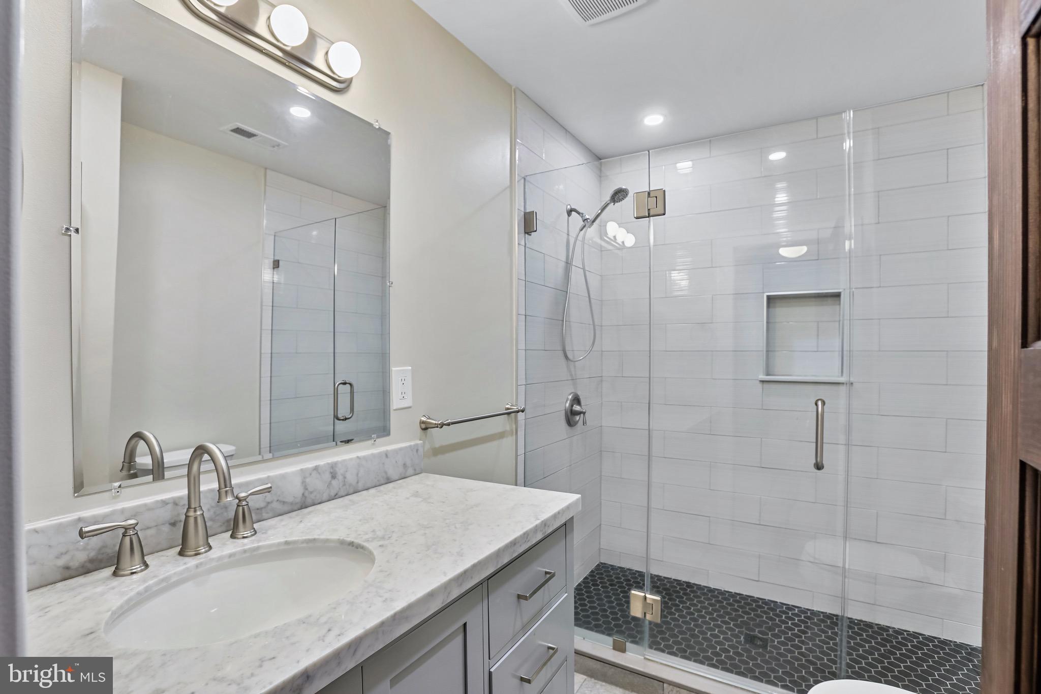 TOWN OF PURCELLVILLE - Residential