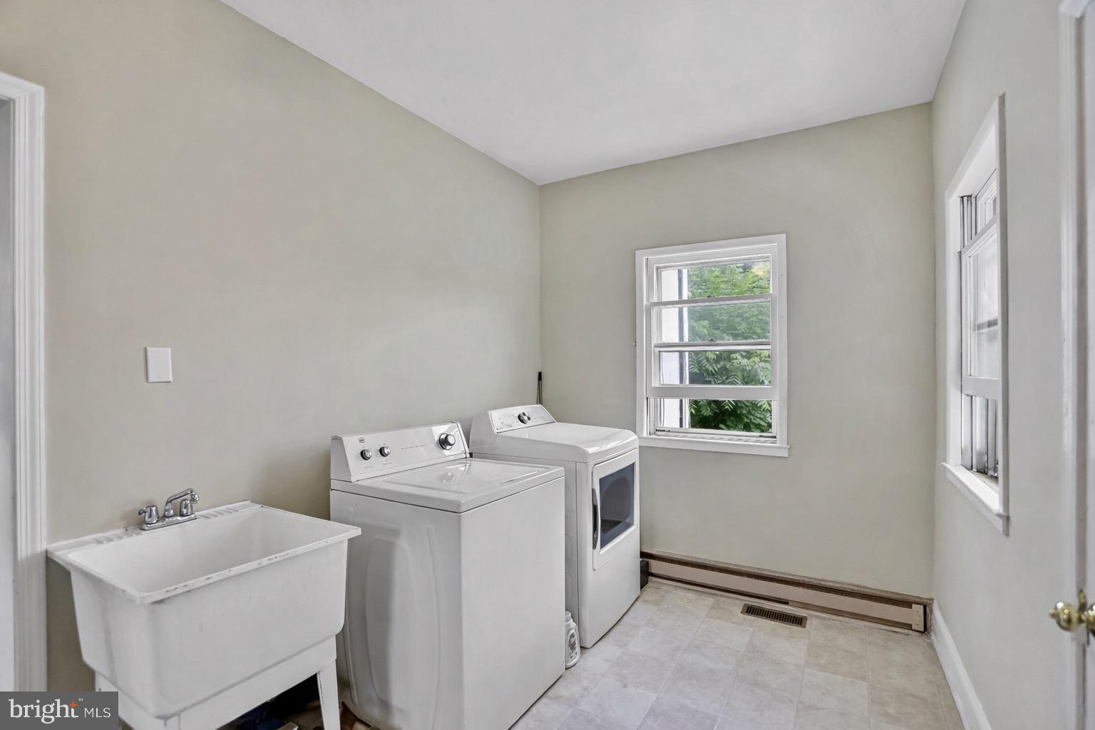 TOWN OF PURCELLVILLE - Residential