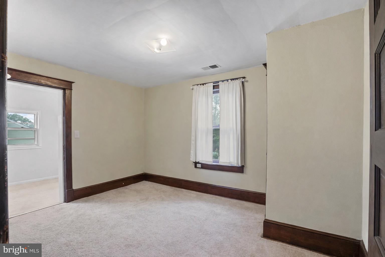 TOWN OF PURCELLVILLE - Residential